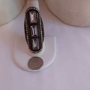 Elegant Black and Brass Women's Ring